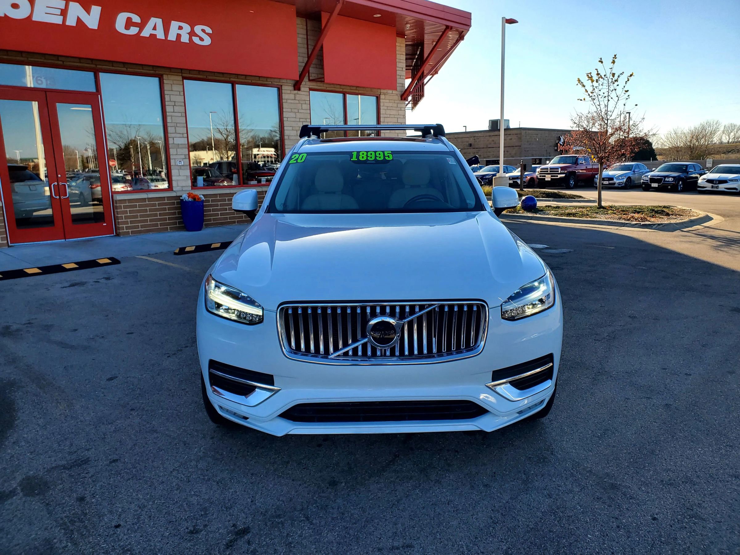 Used 2020 Volvo XC90 T6 Inscription w/ Protection Package Premier image 2