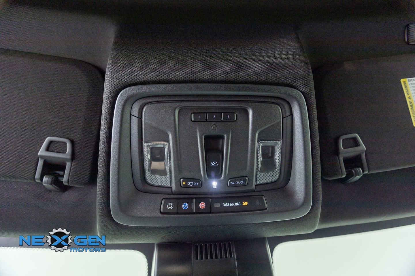 Used 2025 Chevrolet Silverado 2500 High Country w/ Technology Package image 19