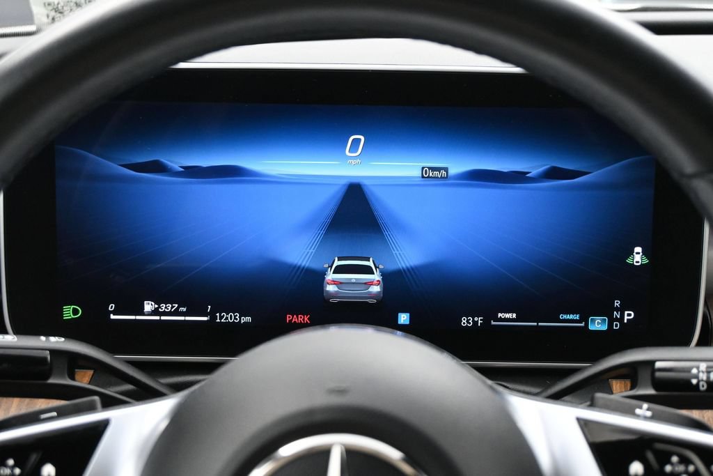 Used 2024 Mercedes-Benz C 300 Sedan image 9
