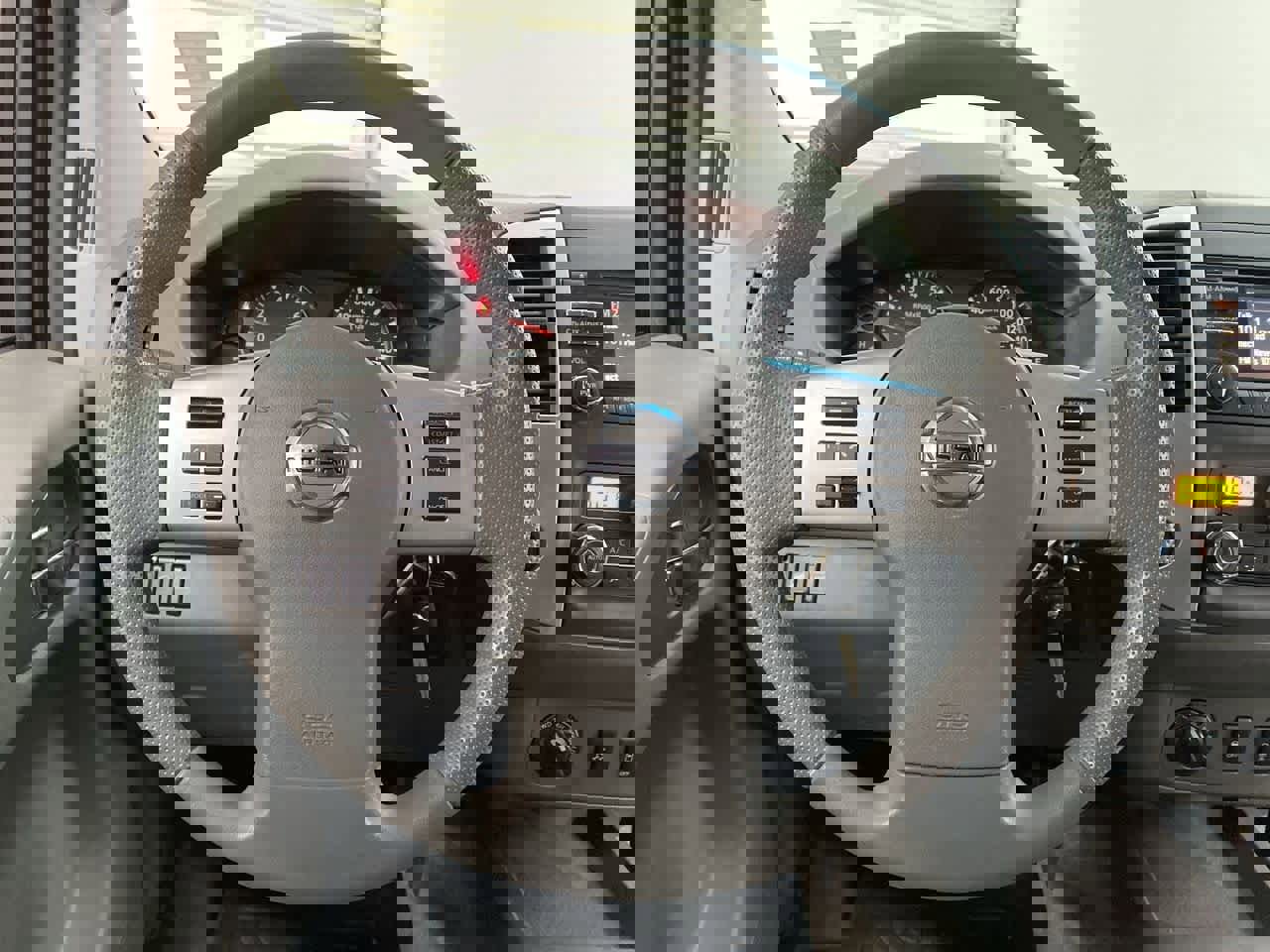 Used 2013 Nissan Frontier SV w/ SV Value Truck Pkg image 21