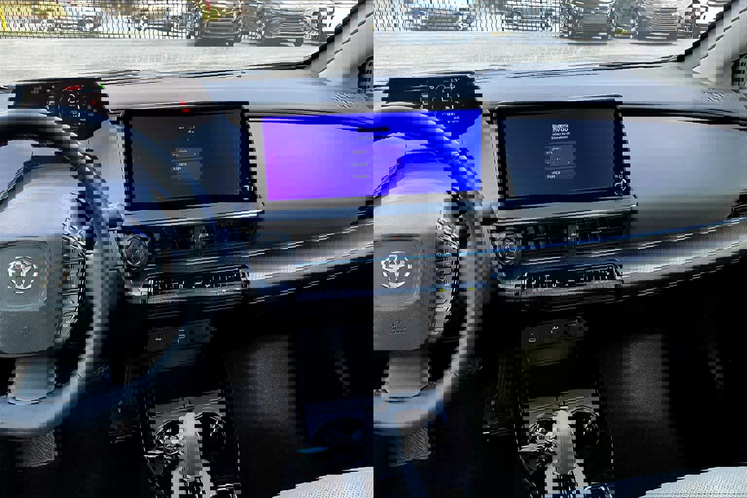 Used 2024 Toyota Prius XLE image 7