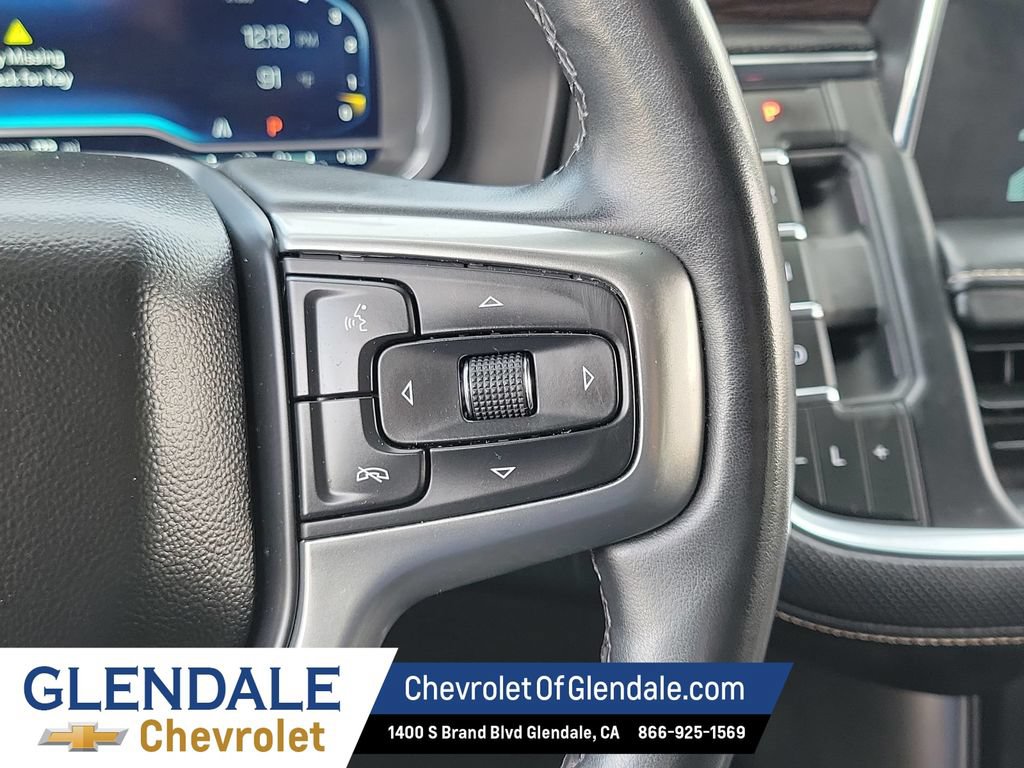 Certified 2023 Chevrolet Suburban Premier RWD image 32