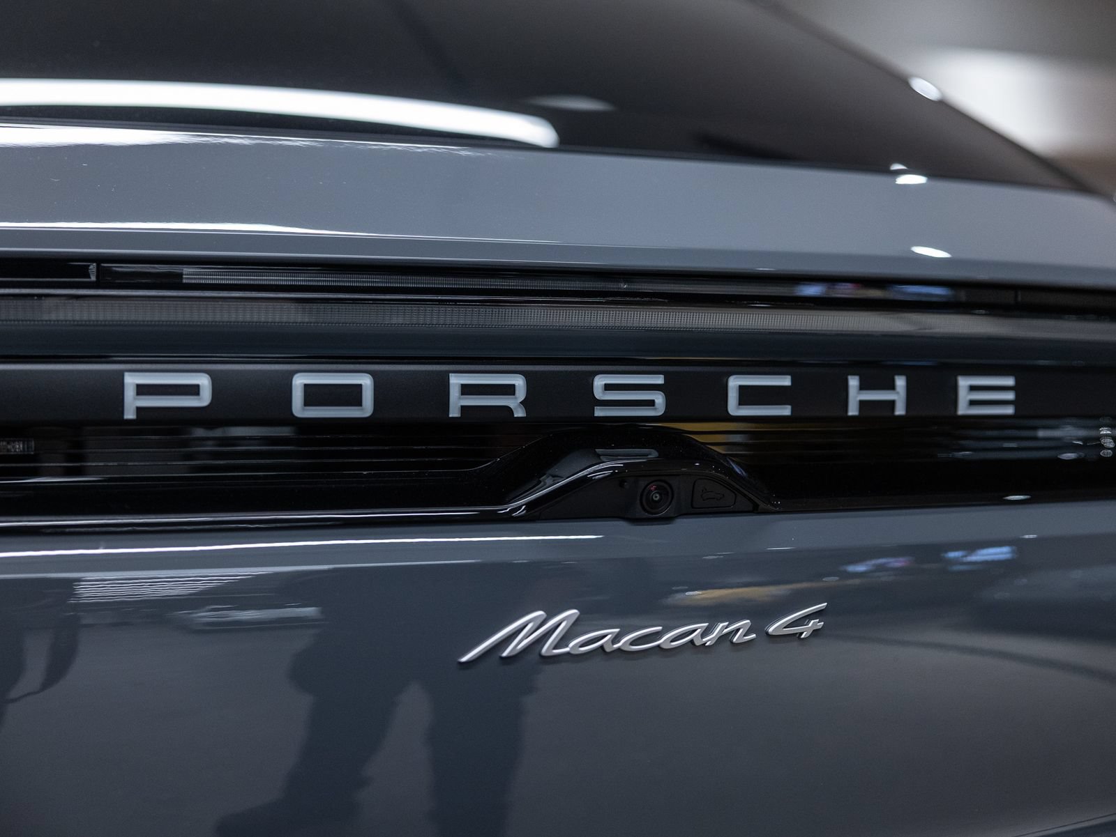 New 2026 Porsche Macan 4 Electric AWD/4WD image 23