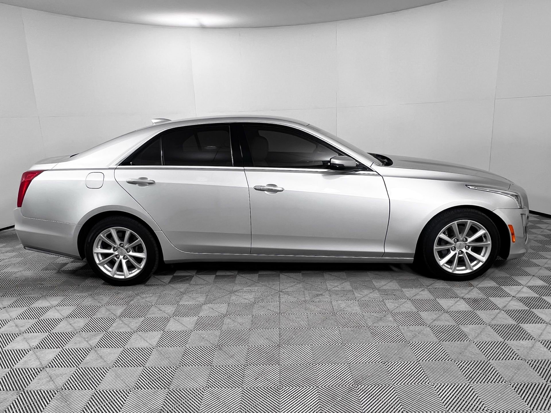 Used 2019 Cadillac CTS Sedan w/ Seating Package image 8
