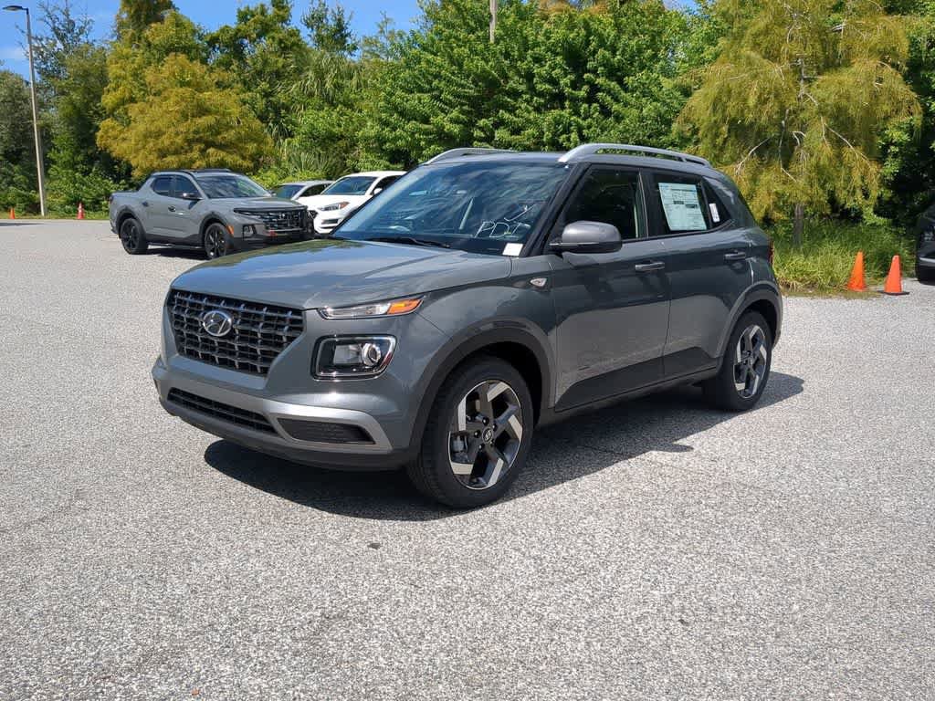 New 2026 Hyundai Venue SEL FWD image 2