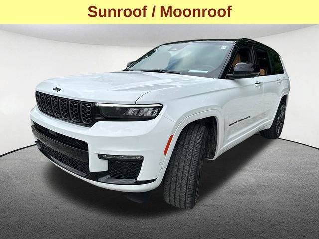 Certified 2025 Jeep Grand Cherokee L Summit w/ Advanced Protech Group IV AWD/4WD image 6