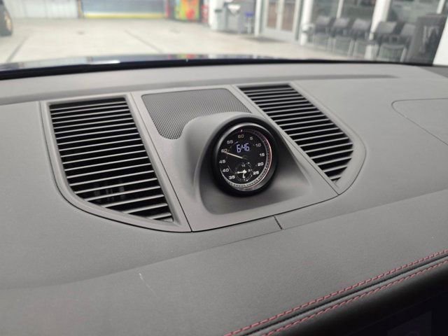 Used 2022 Porsche Macan GTS w/ Sport Chrono Package image 24