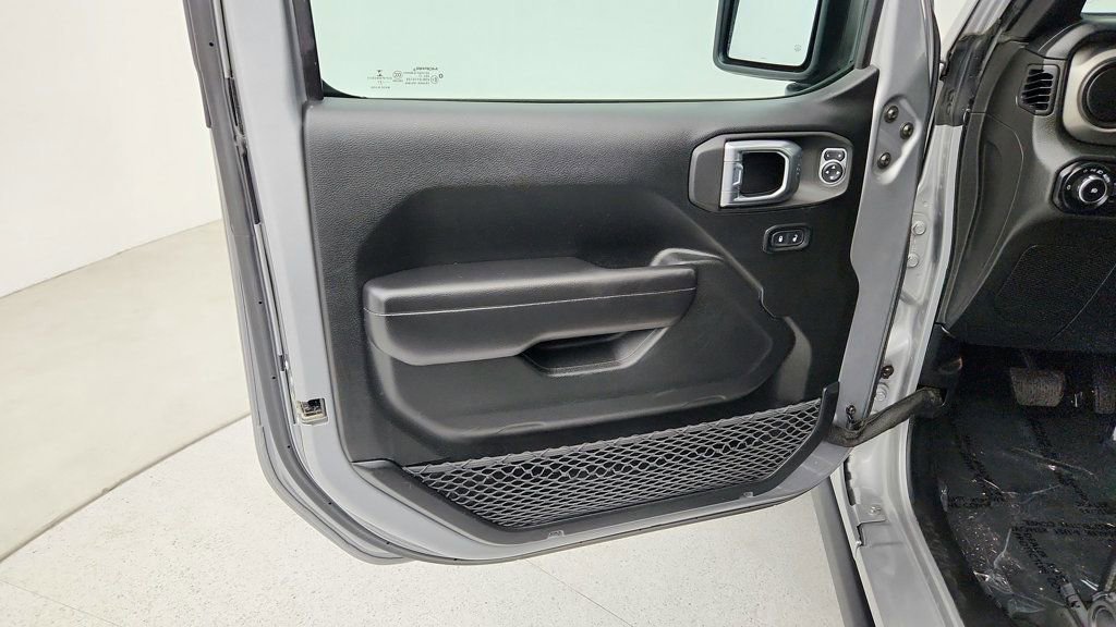 Used 2021 Jeep Wrangler Unlimited Sport image 10