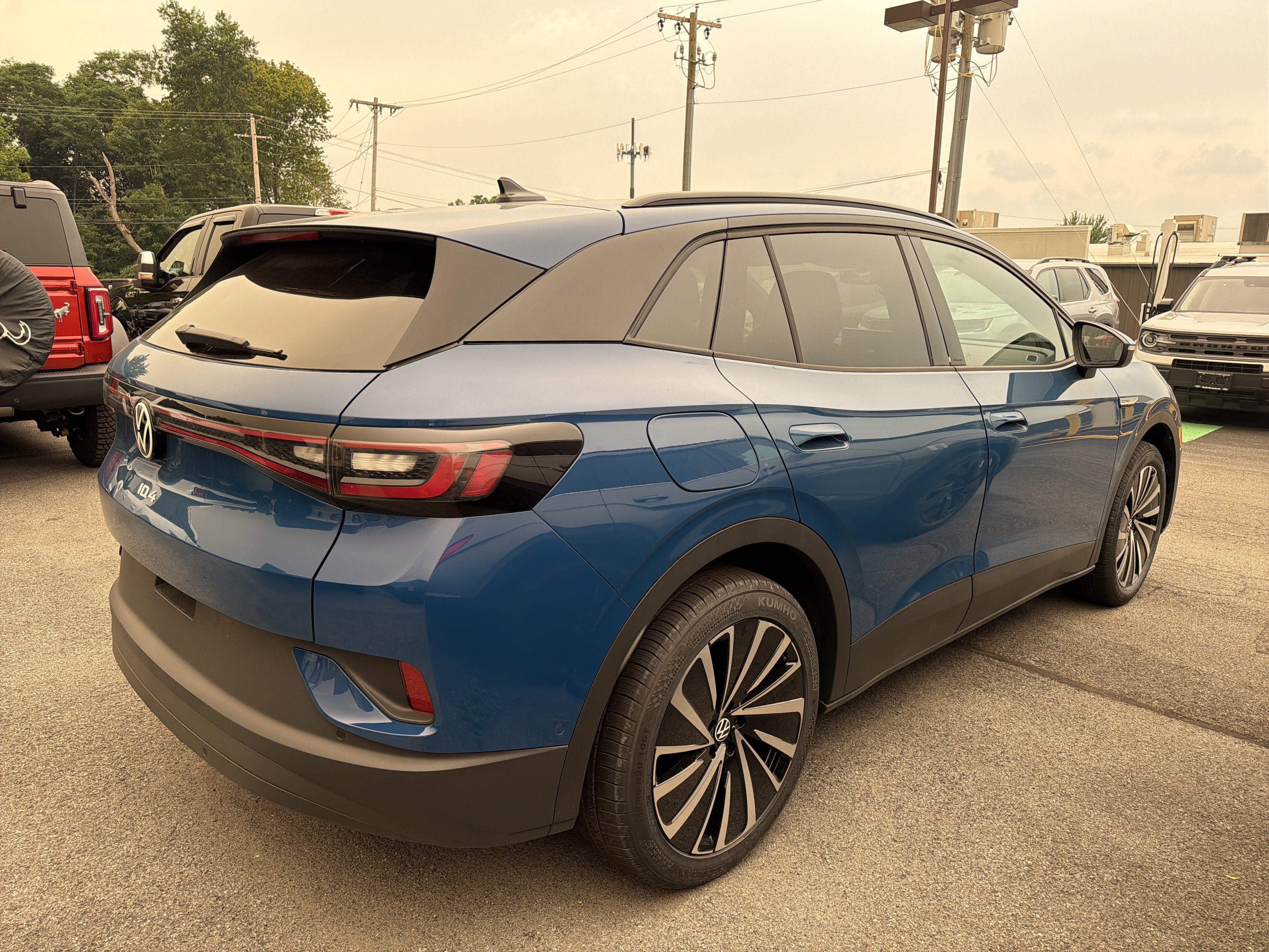 New 2026 Volkswagen ID.4 Pro AWD/4WD image 7