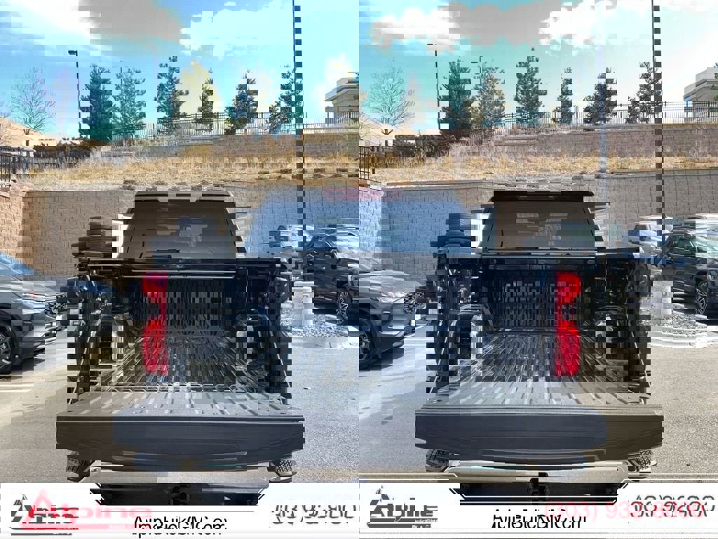 Used 2024 Chevrolet Silverado 1500 LT image 20