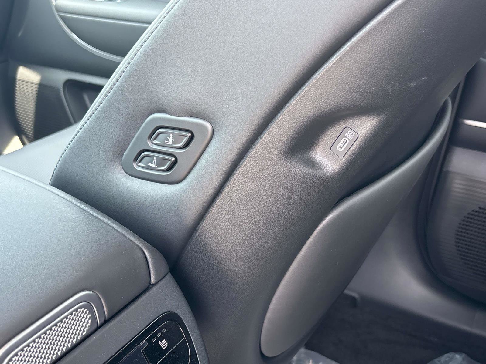 New 2026 Hyundai Ioniq 9 SEL image 6