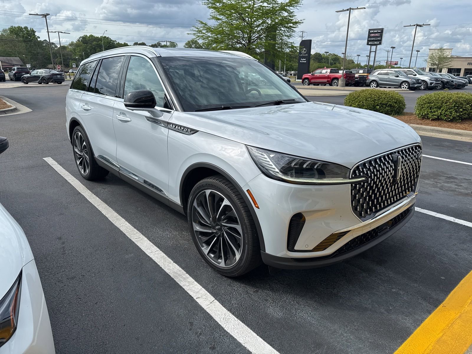 Used 2025 Lincoln Aviator Reserve w/ Luxury Package