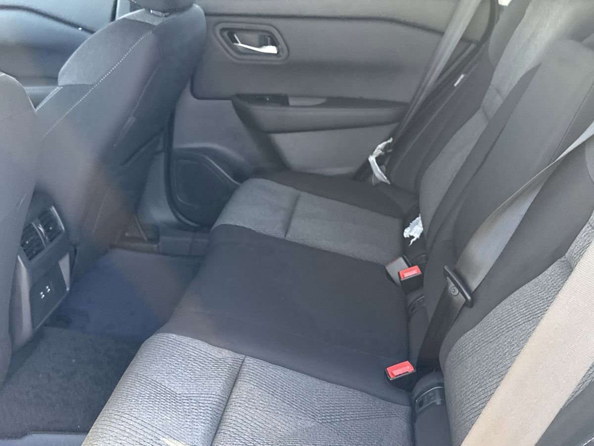 New 2026 Nissan Rogue SV image 18