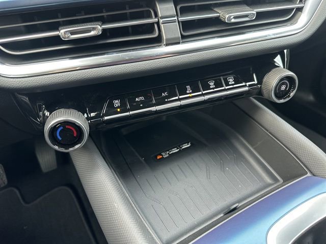 New 2026 Chevrolet Equinox EV LT image 26