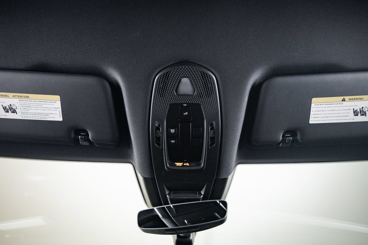 Certified 2025 Porsche Cayenne E-Hybrid AWD/4WD image 20