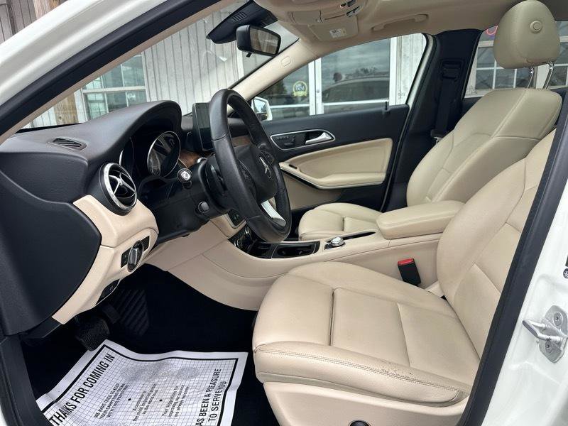 Used 2017 Mercedes-Benz GLA 250 4MATIC image 16
