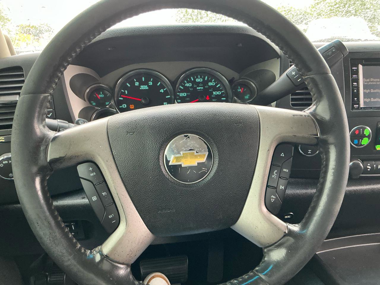 Used 2011 Chevrolet Silverado 2500 LT w/ Interior Plus Package AWD/4WD image 20