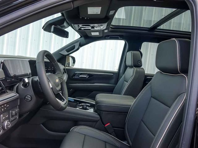 New 2027 Chevrolet Tahoe Premier w/ Sun And Tow Package AWD/4WD image 17