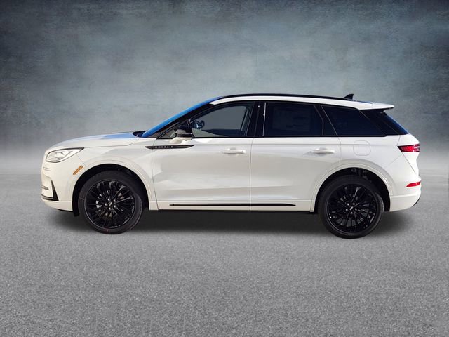 New 2026 Lincoln Corsair Reserve w/ Jet Appearance Package image 4