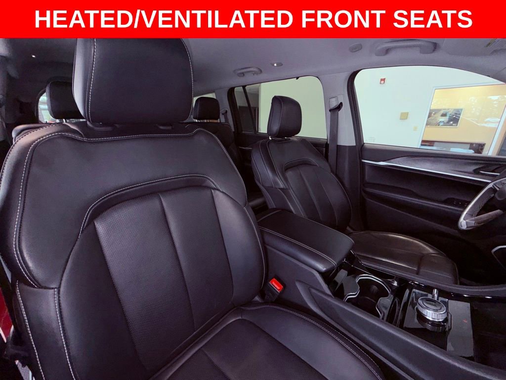 Used 2022 Jeep Grand Cherokee L Limited w/ Luxury Tech Group II image 13