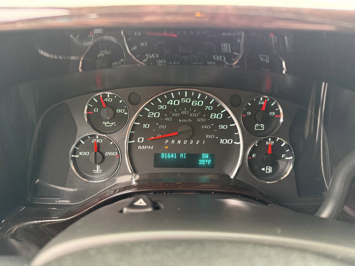 Used 2012 Chevrolet Express 1500 image 57