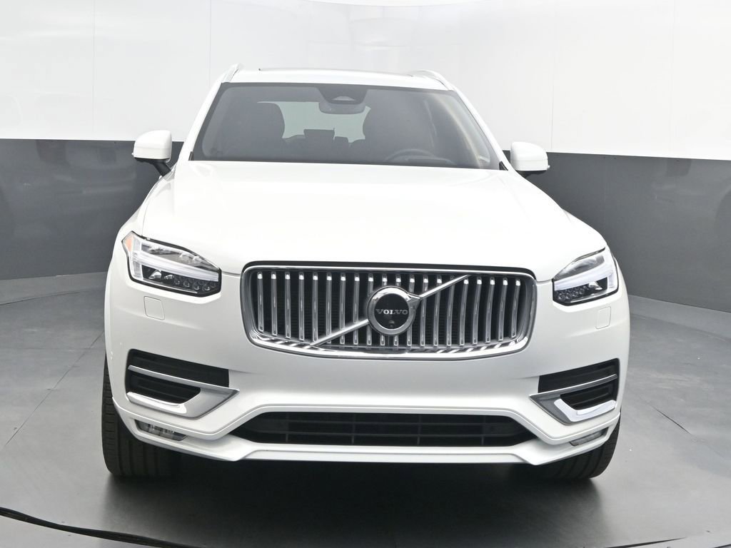 Certified 2025 Volvo XC90 B6 Ultra w/ Protection Package image 9