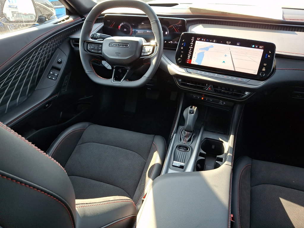 New 2026 Dodge Charger R/T AWD/4WD image 8