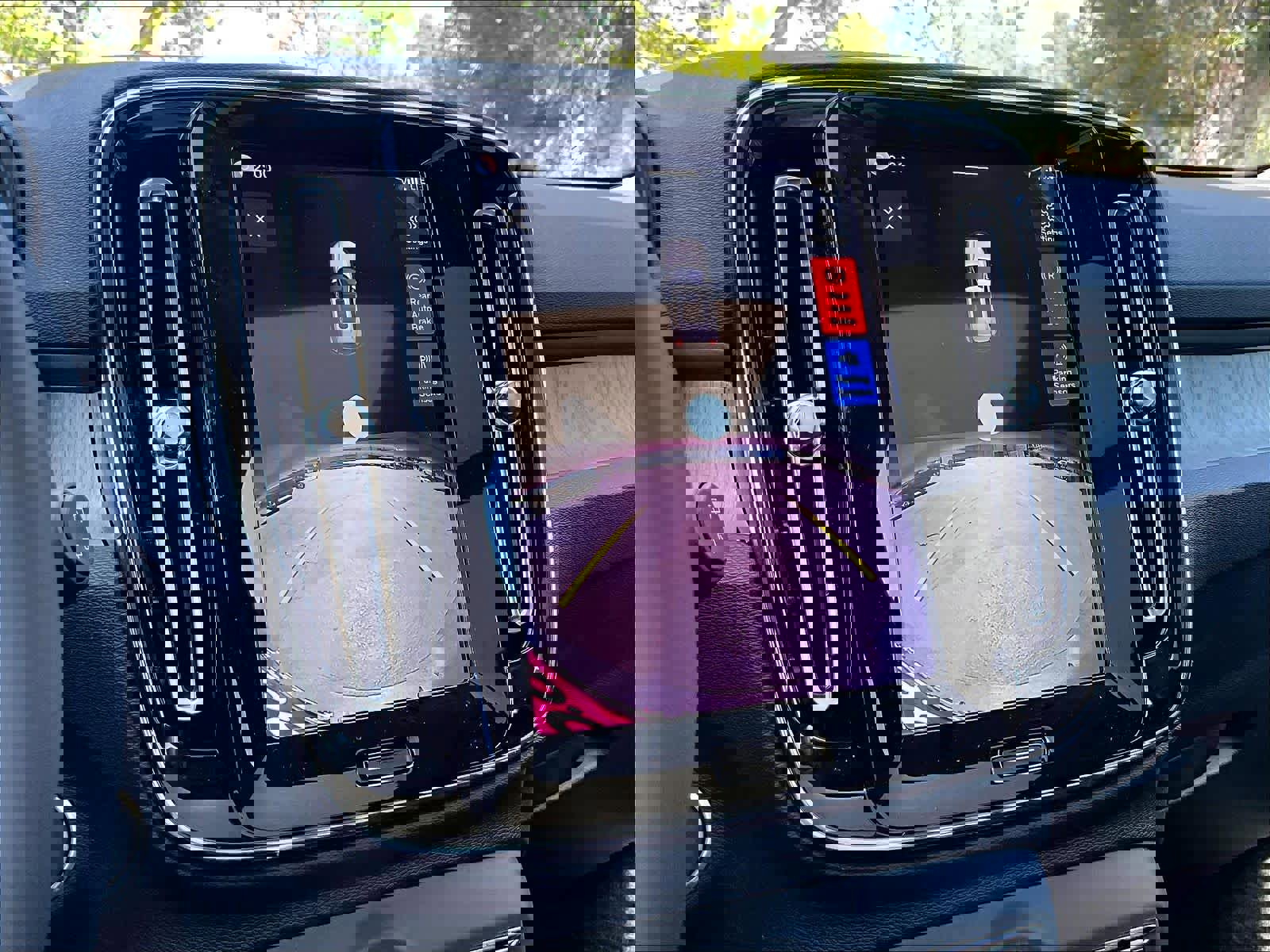 New 2026 Volvo XC40 B5 Core w/ Climate Package image 20