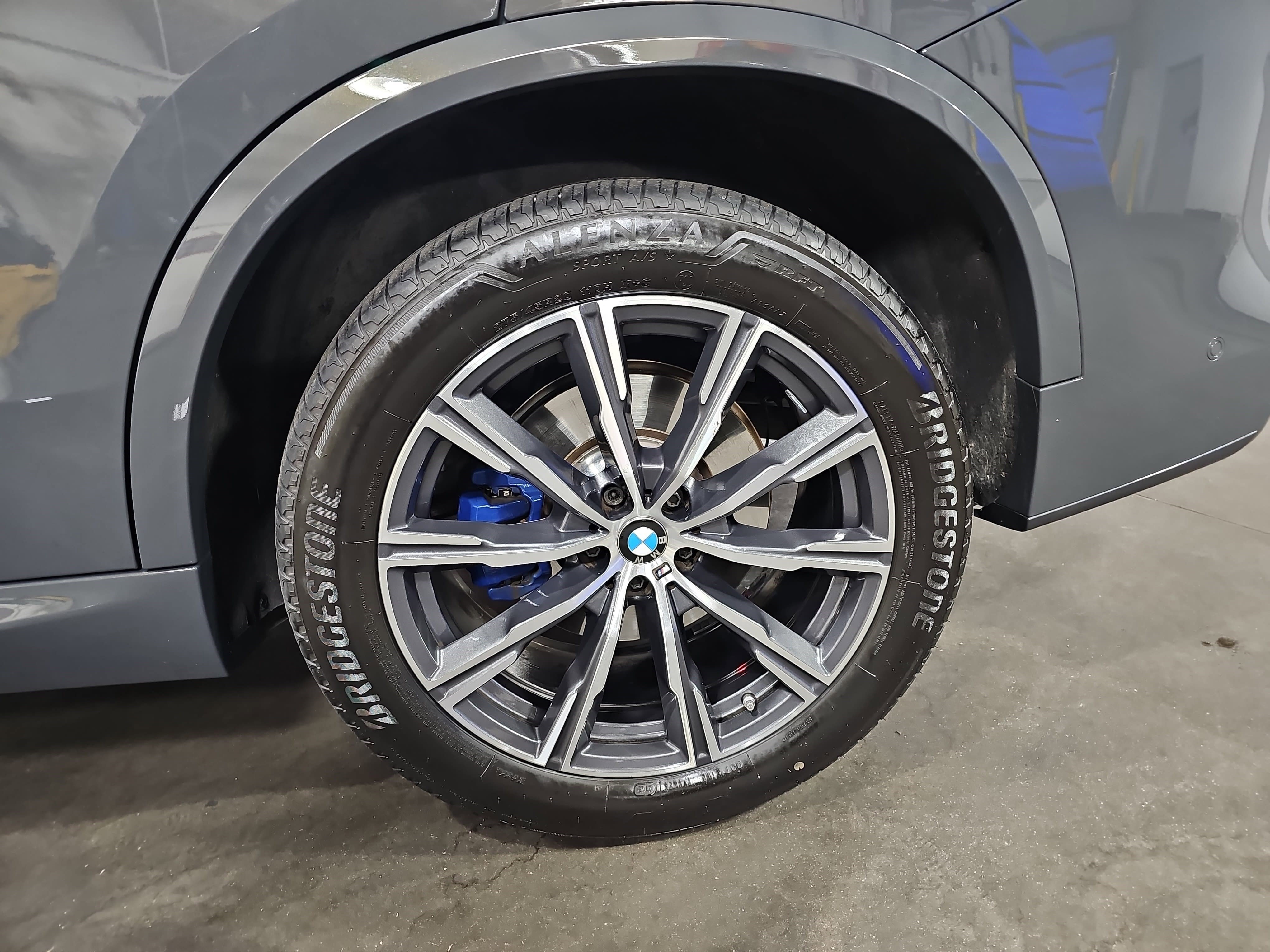 Used 2025 BMW X5 xDrive40i w/ M Sport Package image 35