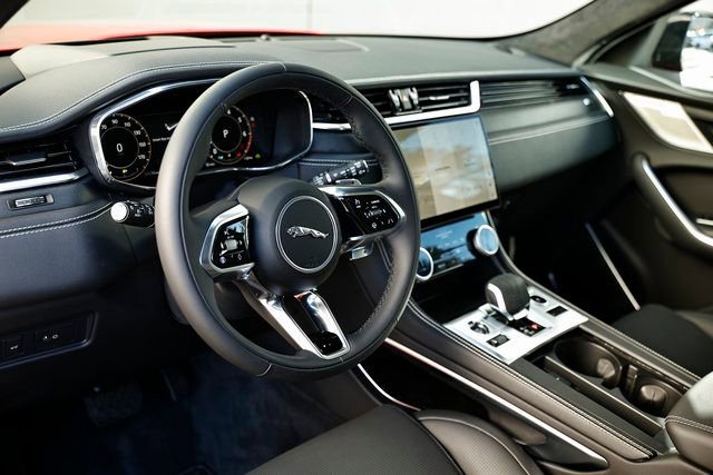 New 2026 Jaguar F-PACE R-Dynamic S AWD/4WD image 17