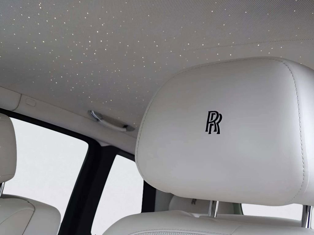 Used 2021 Rolls-Royce Cullinan image 6