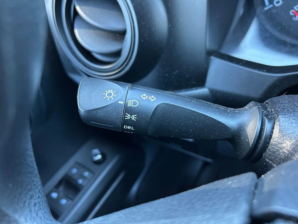 Used 2016 Toyota Tacoma SR image 20