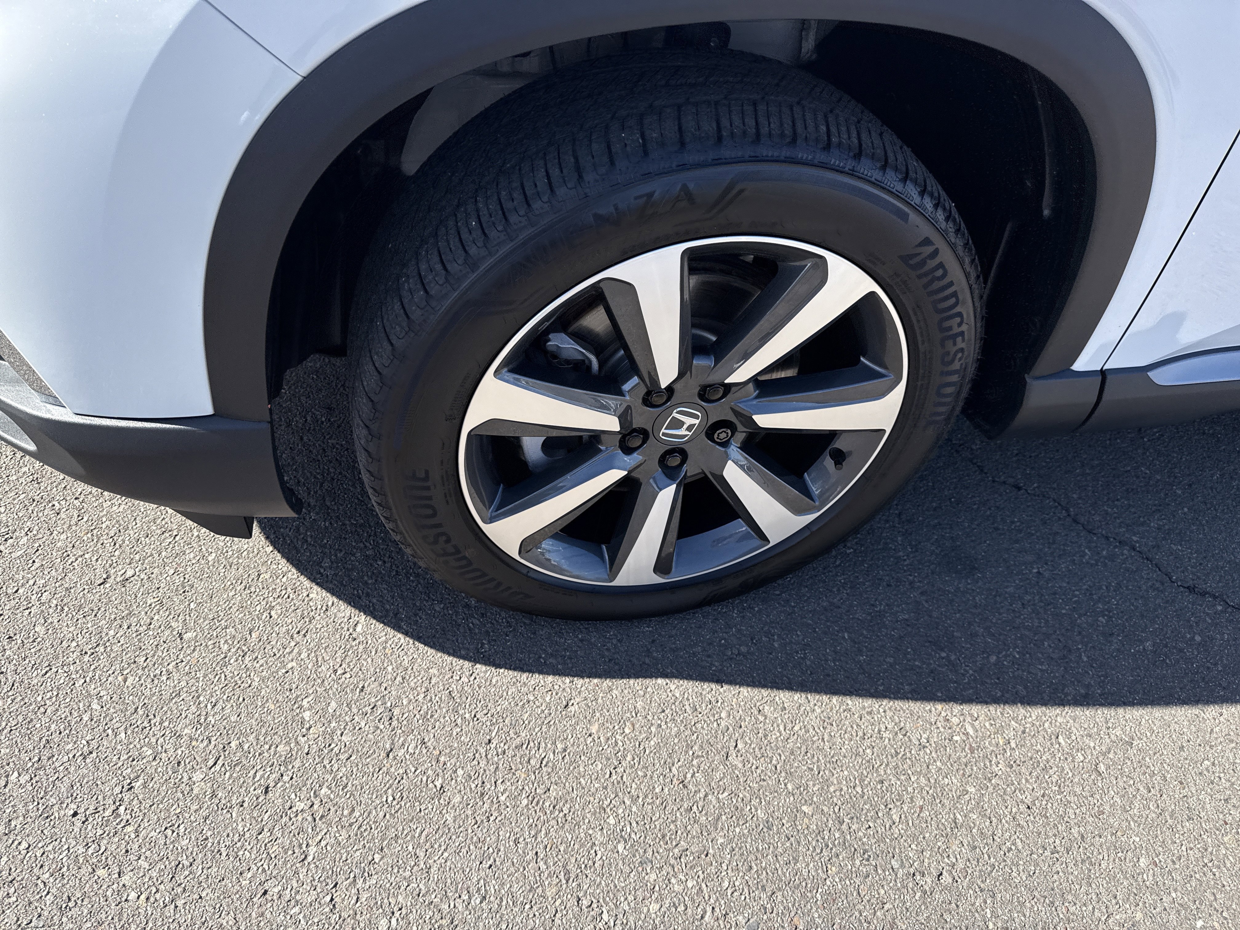 Used 2024 Honda Pilot Elite image 9