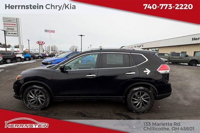 Used 2016 Nissan Rogue SL w/ SL Premium Package image 4