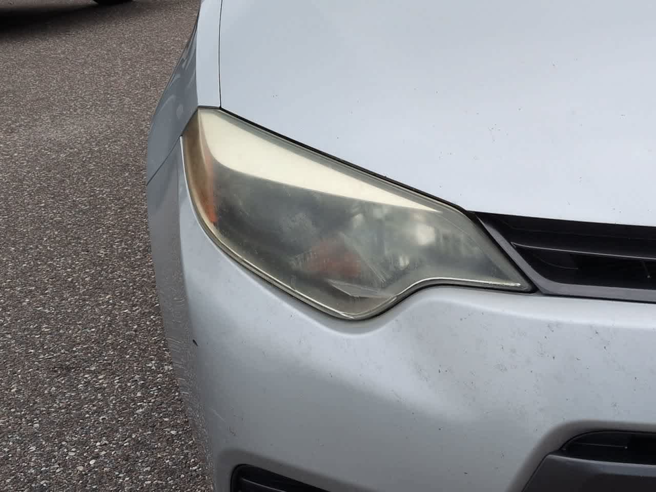 Used 2015 Toyota Corolla LE FWD image 10