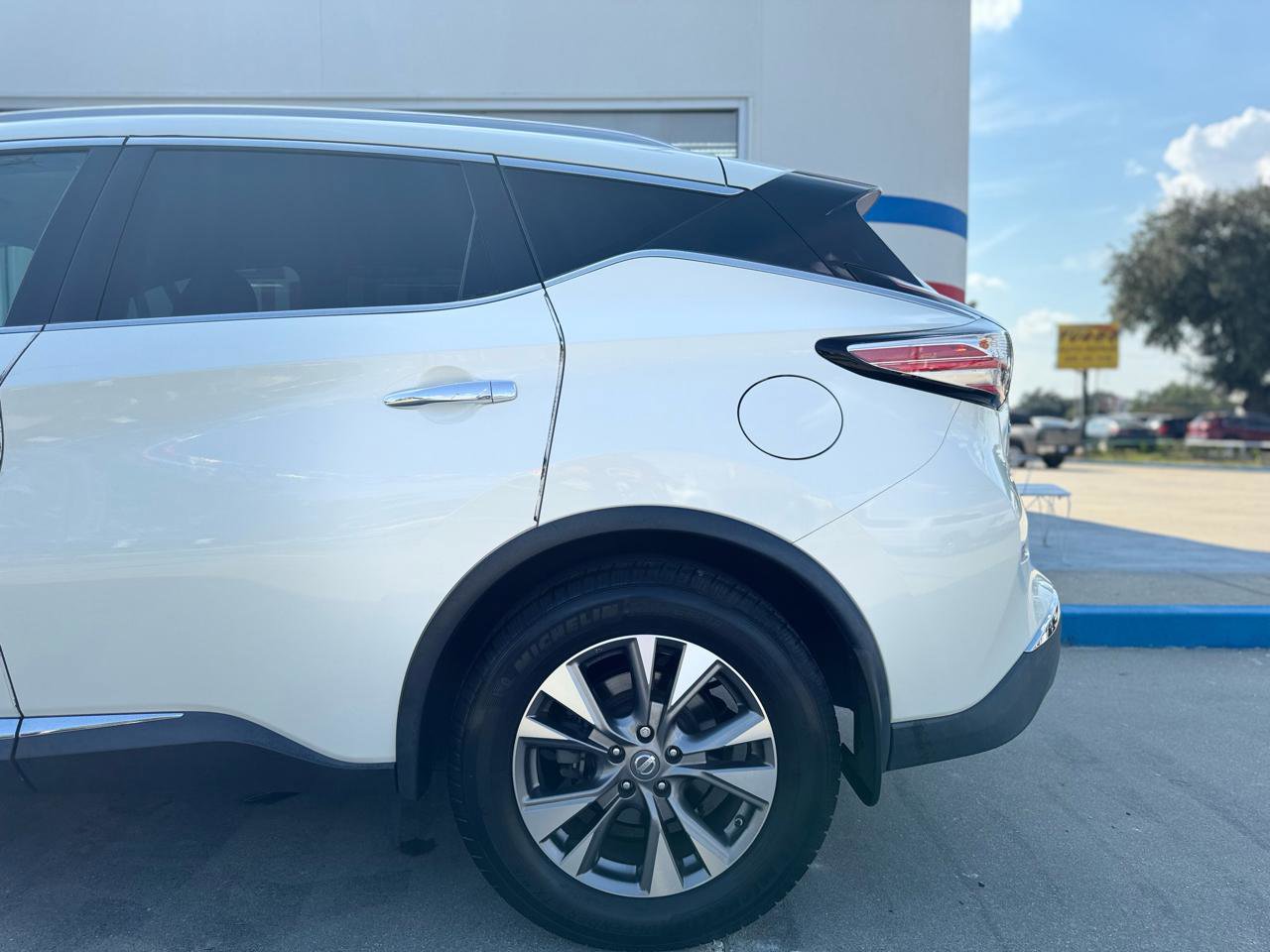 Used 2017 Nissan Murano SL FWD image 22