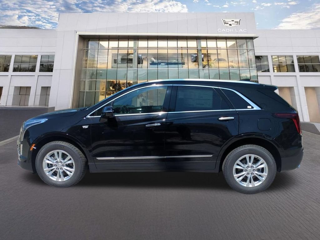 Used 2026 Cadillac XT5 Luxury w/ LPO, Floor Liner Package FWD image 5