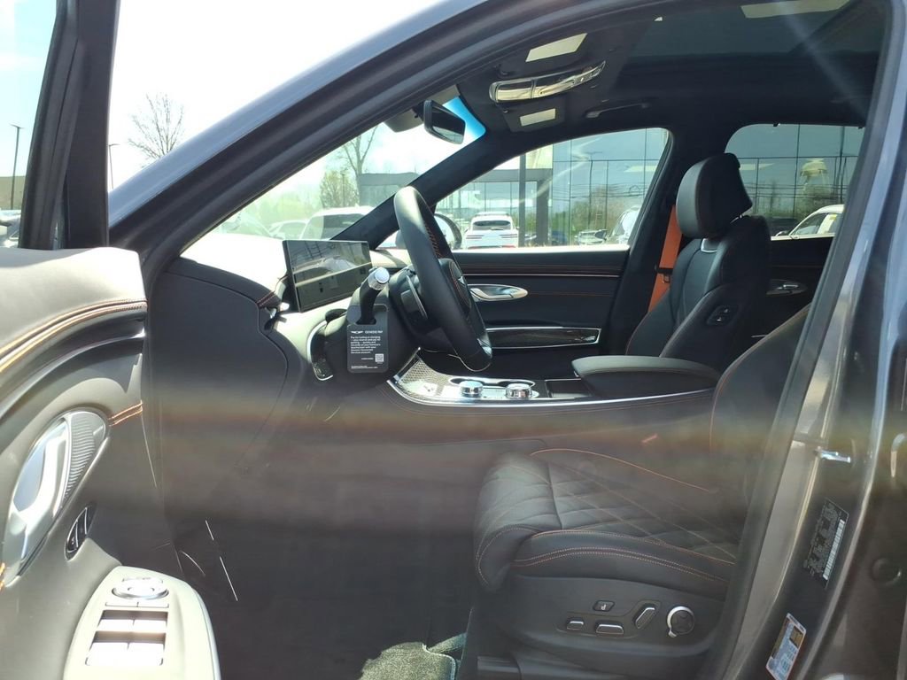 New 2026 Genesis GV70 3.5T Sport Prestige AWD/4WD image 15