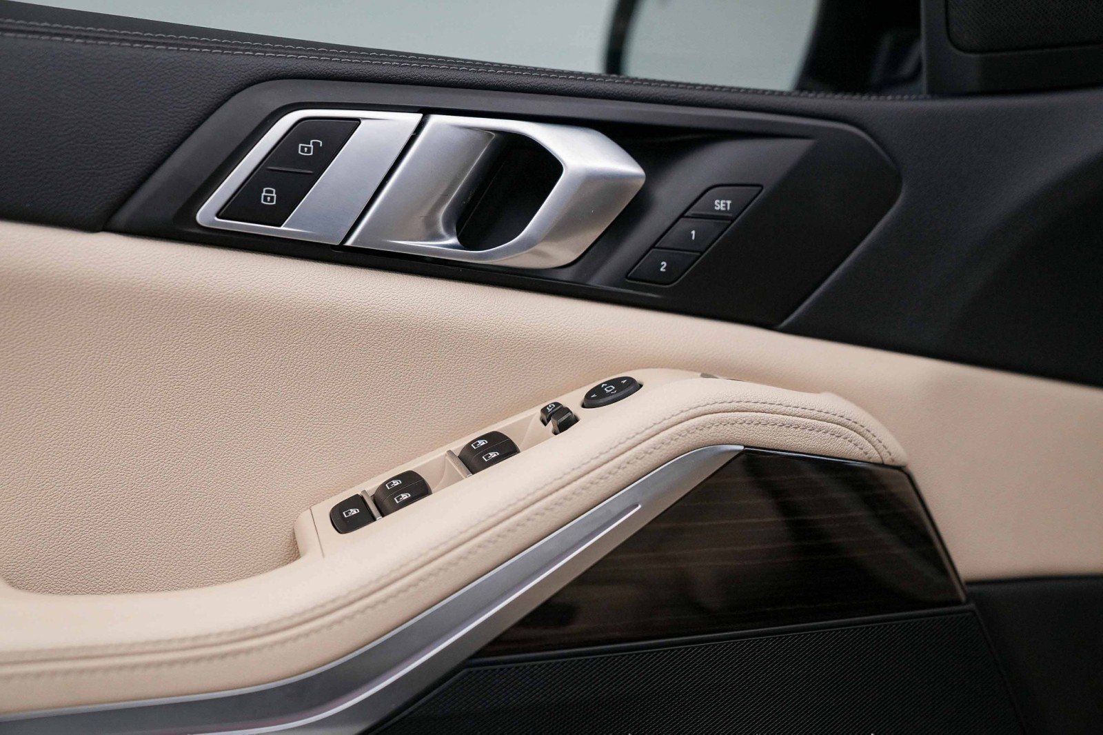 Used 2020 BMW X5 sDrive40i w/ Convenience Package image 28