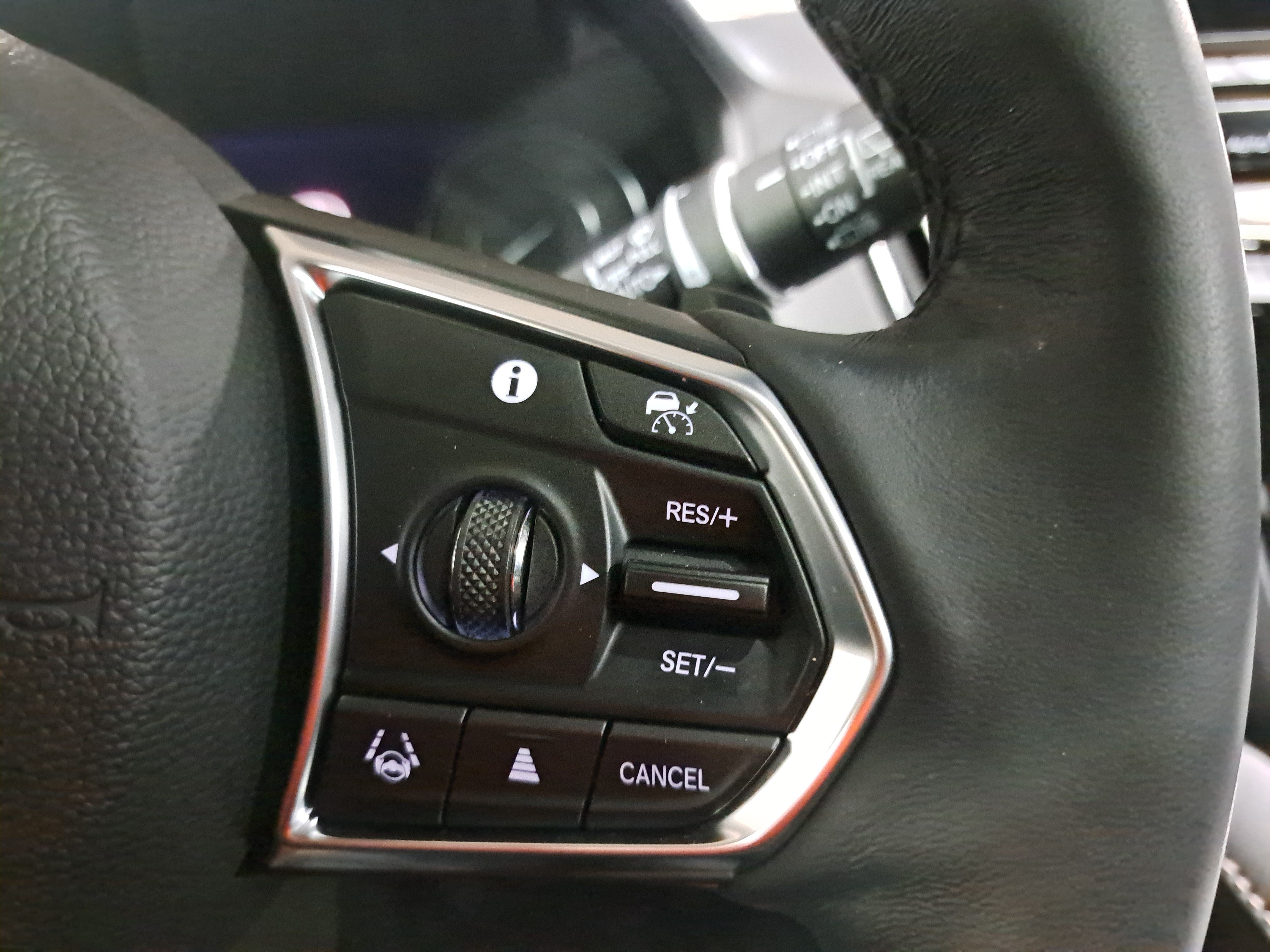 Used 2022 Acura RDX w/ Advance Package AWD/4WD image 19