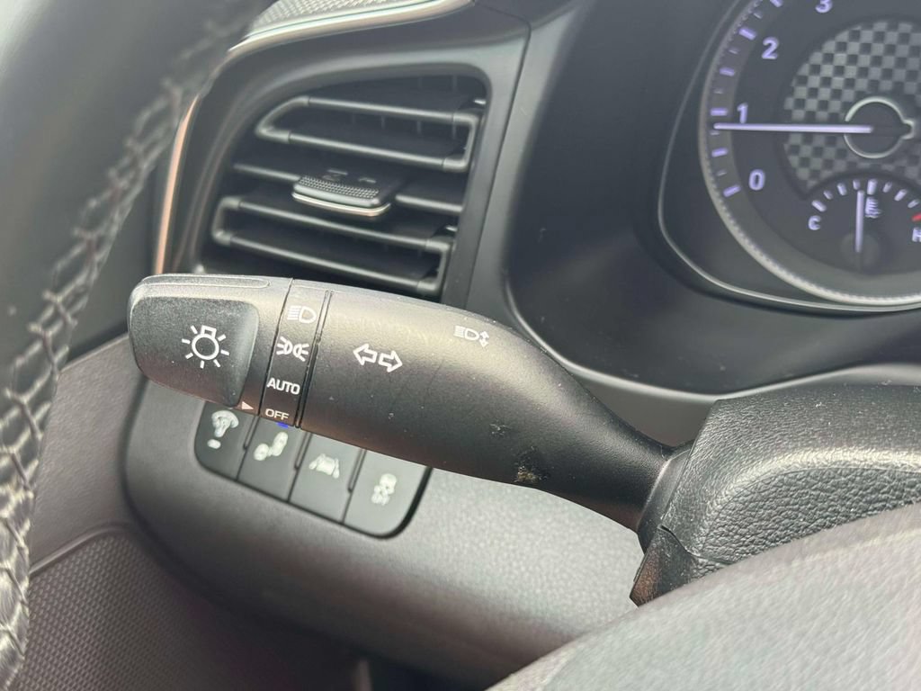Used 2020 Hyundai Elantra Value Edition w/ Cargo Package (C1) FWD image 20
