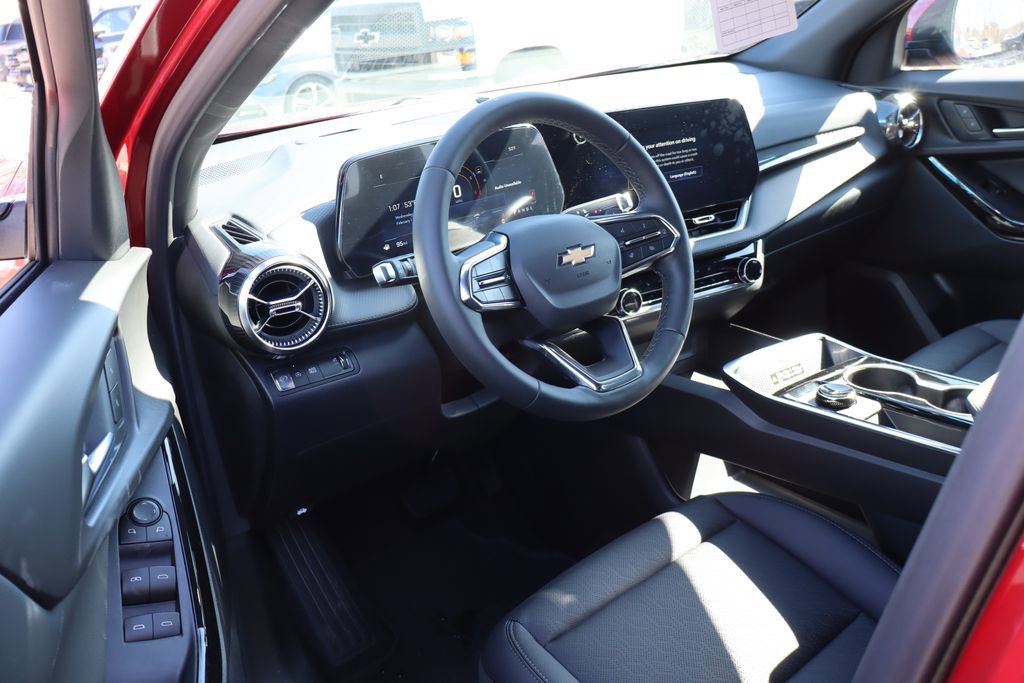 New 2026 Chevrolet Equinox LT w/ Convenience Package II image 11