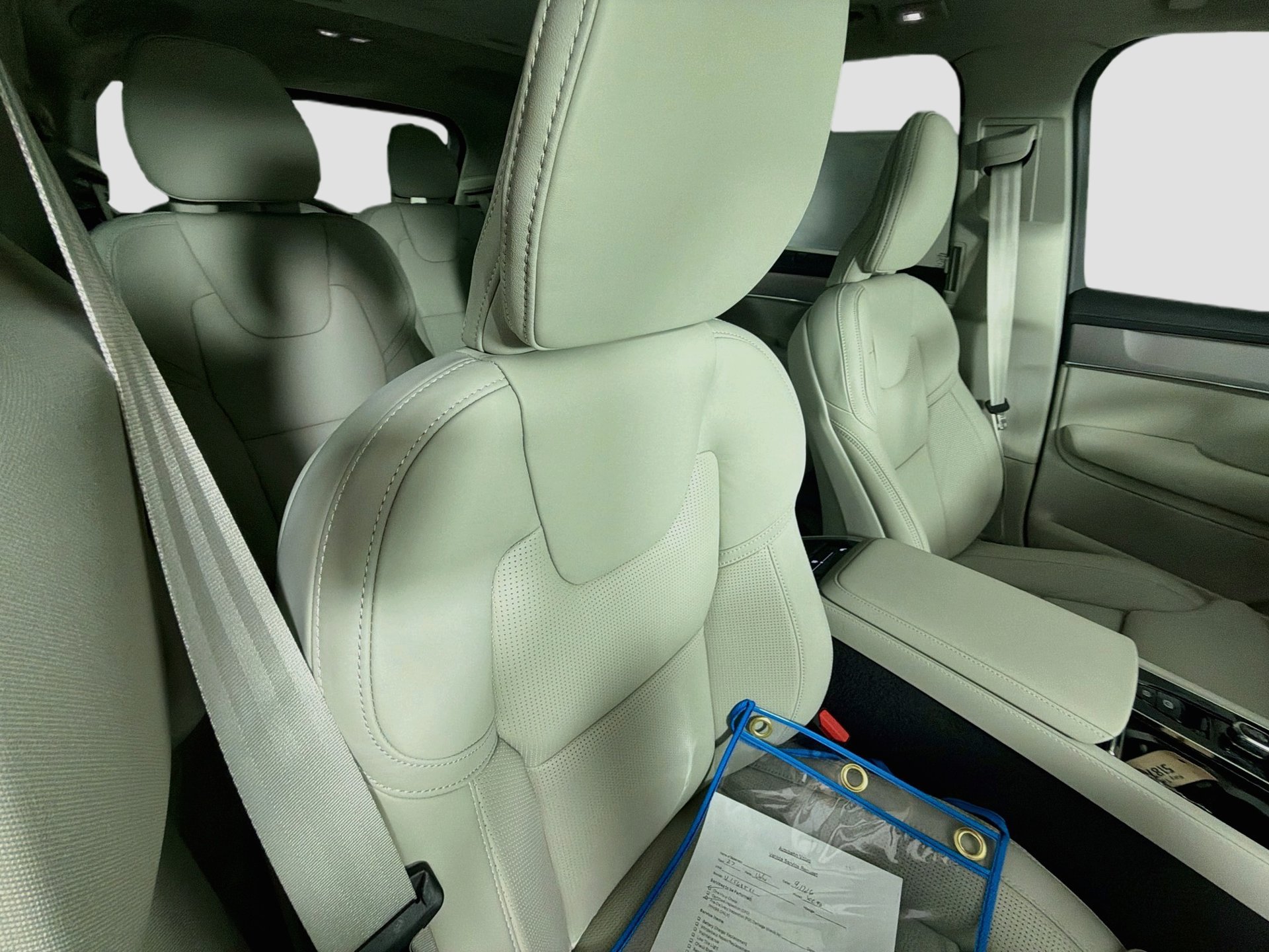 New 2027 Volvo XC90 T8 Ultra AWD/4WD image 30
