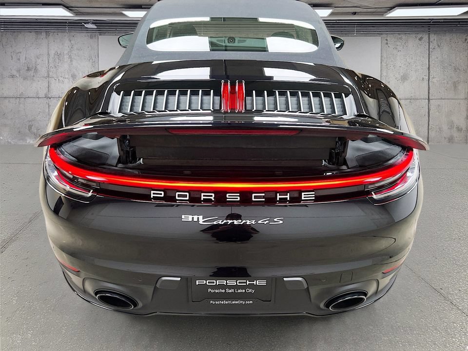 Certified 2023 Porsche 911 Carrera 4S AWD/4WD image 42