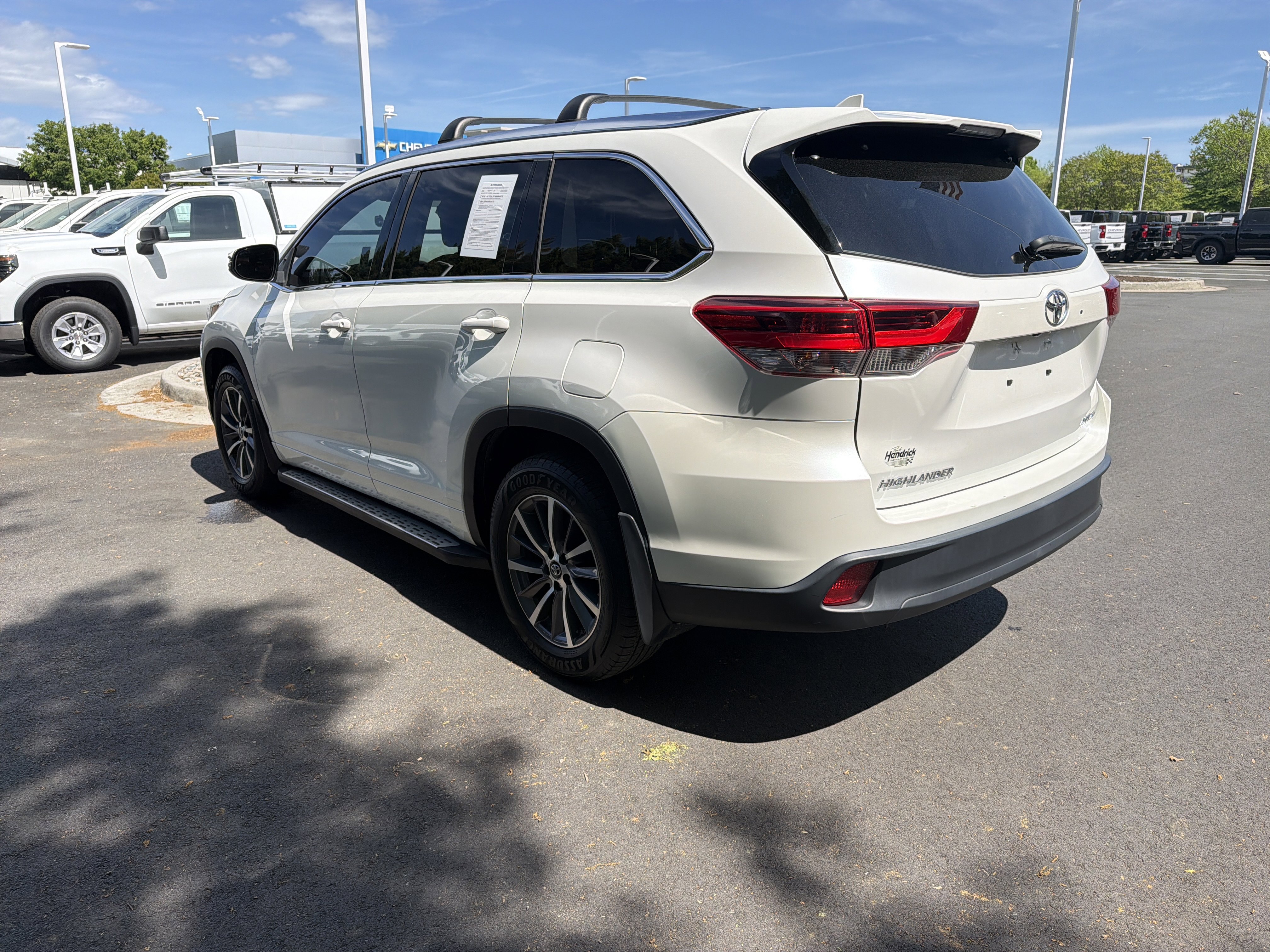 Used 2018 Toyota Highlander XLE image 8