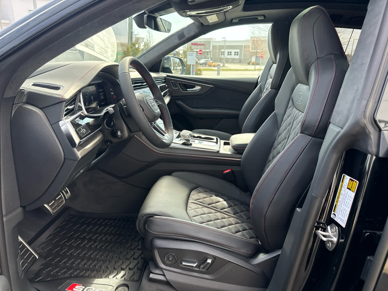 New 2026 Audi SQ8 Prestige image 8