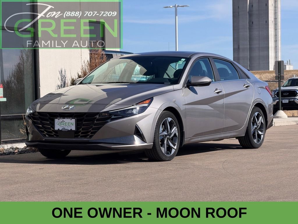 Used 2023 Hyundai Elantra Limited image 1