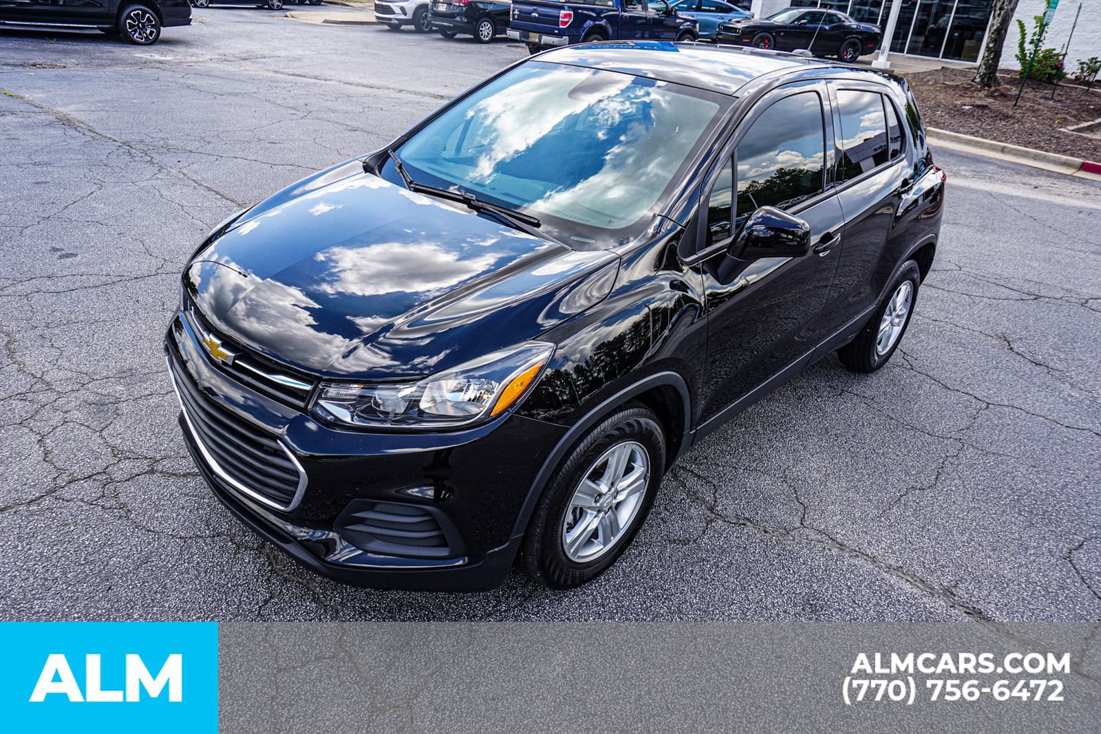 Used 2022 Chevrolet Trax LS w/ Tint and Cruise Package FWD image 18