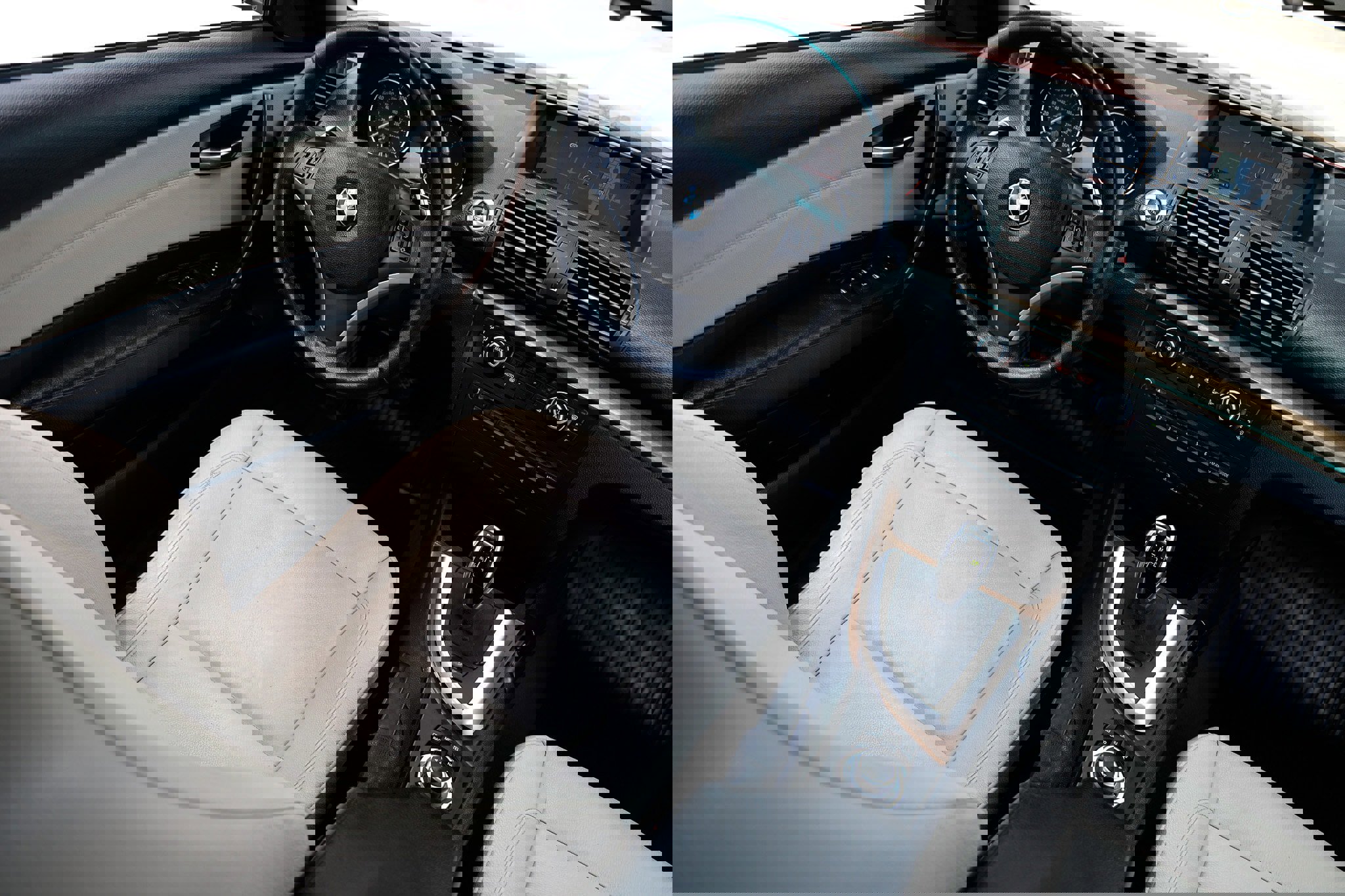 Used 2012 BMW 135i Convertible w/ Premium Pkg RWD image 24