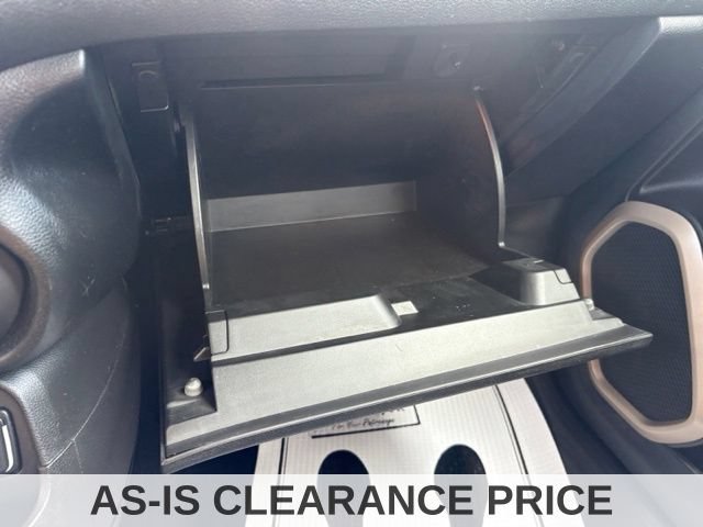 Used 2016 Jeep Renegade Latitude w/ Cold Weather Group FWD image 32